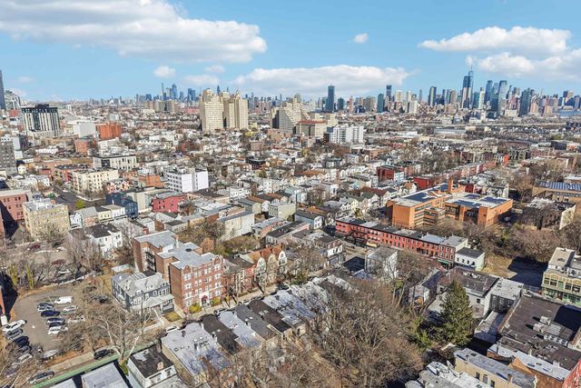 13 EMORY ST, Jc, Journal Square, NJ 07304