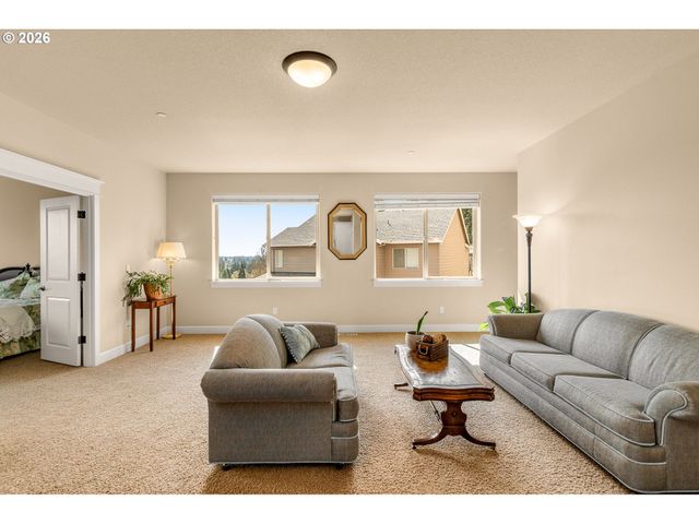 15394 Sw OAKMONT Pl, Portland, OR 97224