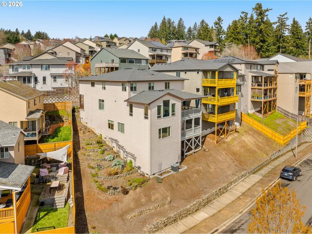 15394 Sw OAKMONT Pl, Portland, OR 97224