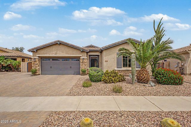 14468 W DESERT FLOWER Drive, Goodyear, AZ 85395