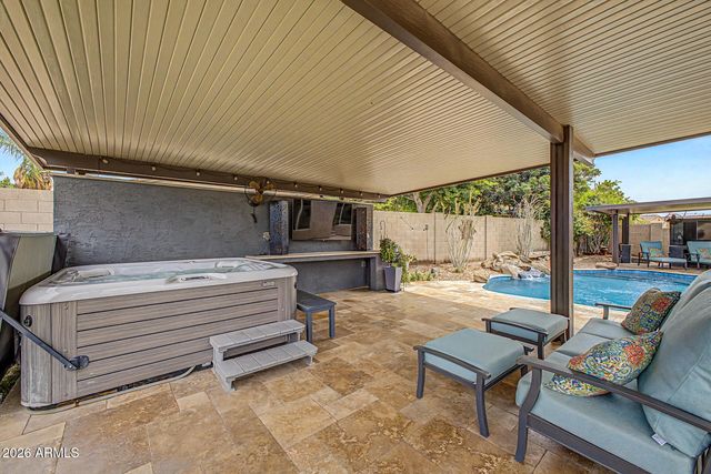 14468 W DESERT FLOWER Drive, Goodyear, AZ 85395