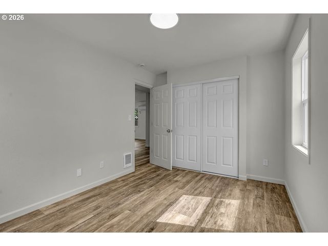 905 20TH St Se, Salem, OR 97301