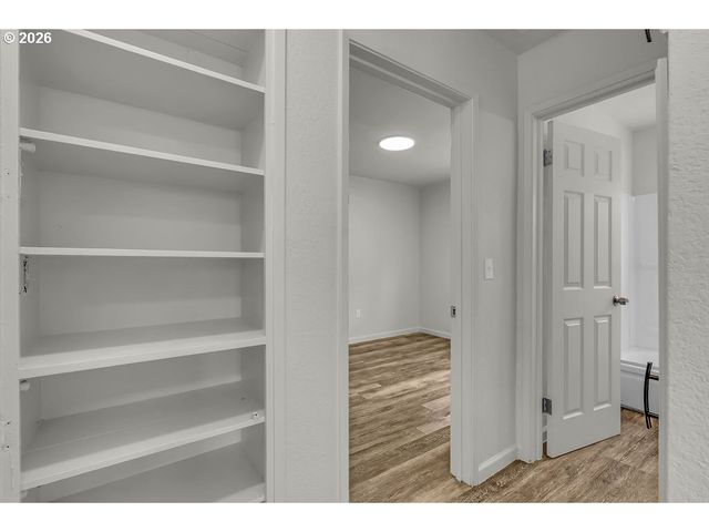 905 20TH St Se, Salem, OR 97301