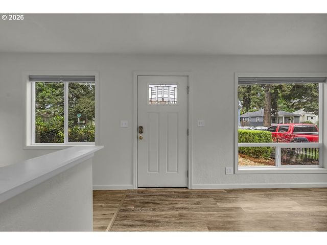 905 20TH St Se, Salem, OR 97301