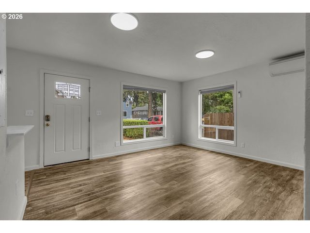 905 20TH St Se, Salem, OR 97301