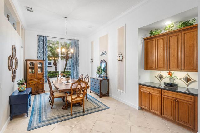 9305 Briarcliff Trace, Port St Lucie, FL 34986