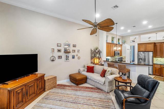 9305 Briarcliff Trace, Port St Lucie, FL 34986