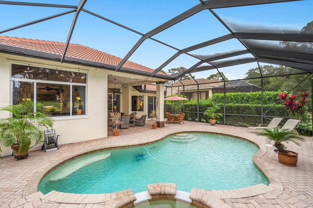 9305 Briarcliff Trace, Port St Lucie, FL 34986