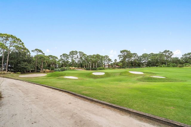 9305 Briarcliff Trace, Port St Lucie, FL 34986