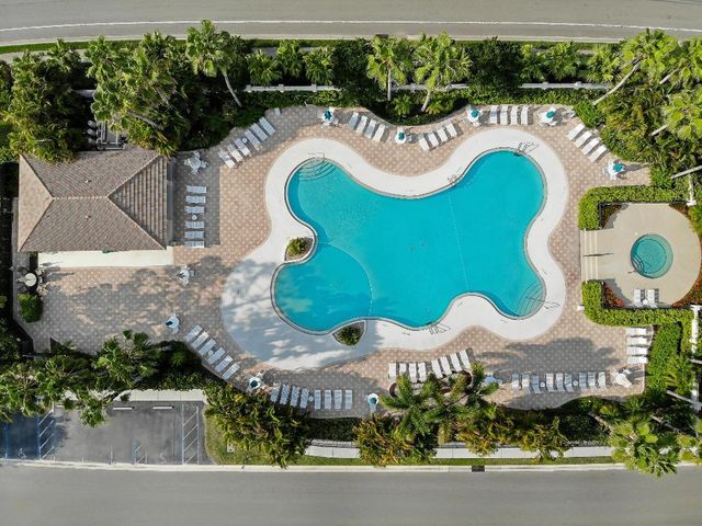 9305 Briarcliff Trace, Port St. Lucie, Port St Lucie, FL 34986