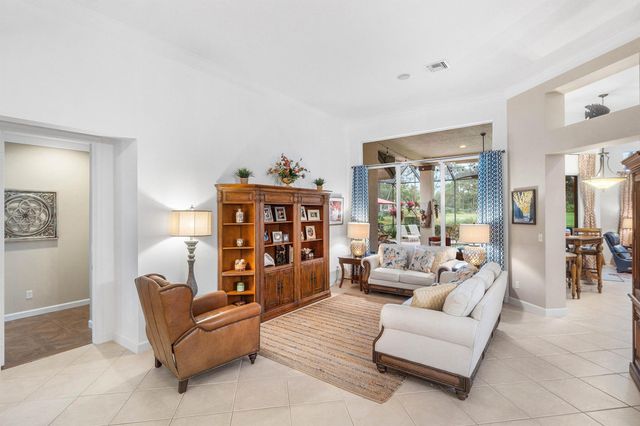 9305 Briarcliff Trace, Port St Lucie, FL 34986