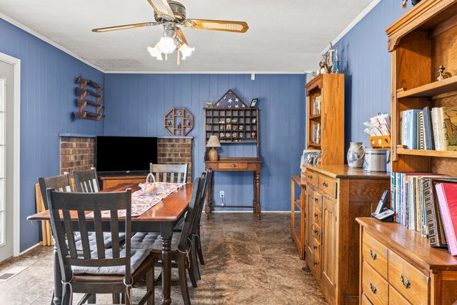 23 Holiday Lane, Chattanooga, TN 37415