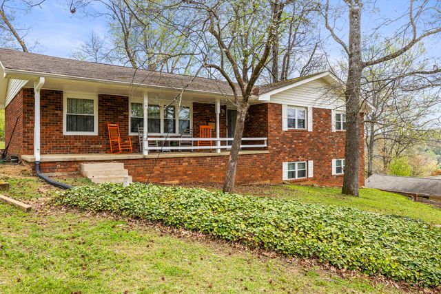 23 Holiday Lane, Chattanooga, TN 37415