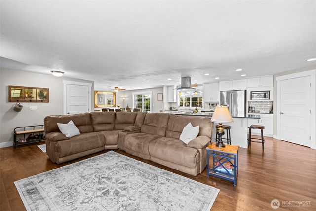 282 Cedar Park Drive, Port Angeles, WA 98362