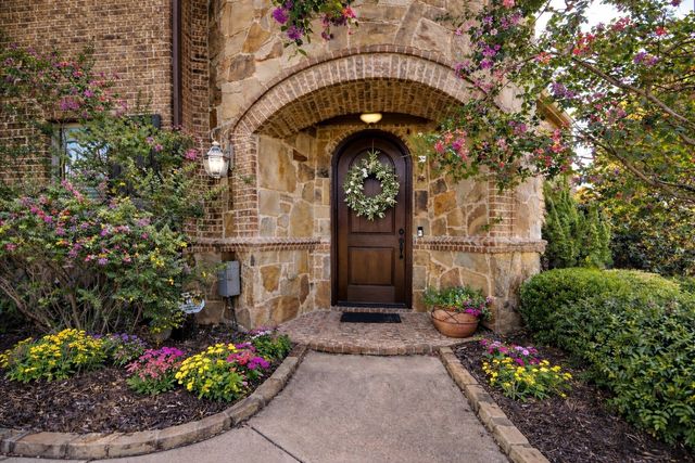 675 Featherstone Drive, Rockwall, TX 75087