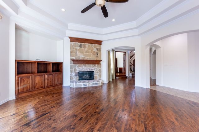 675 Featherstone Drive, Rockwall, TX 75087