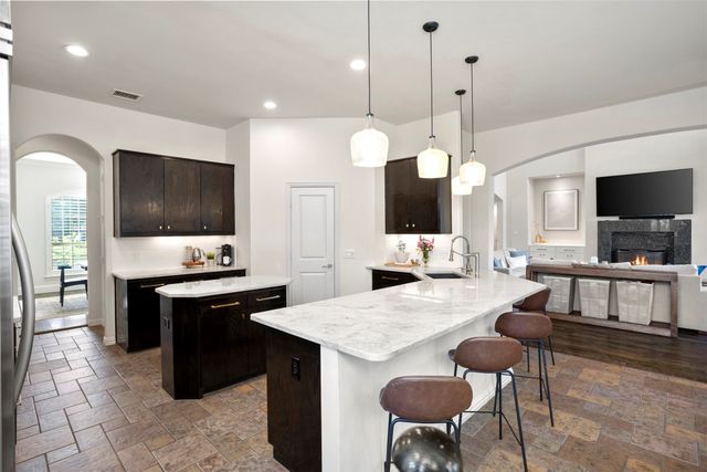 1302 Featherwood Drive, Murphy, TX 75094