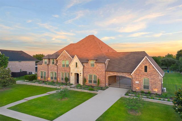 1302 Featherwood Drive, Murphy, TX 75094