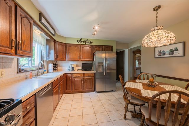 1507 Tamarisk, Poland, OH 44514