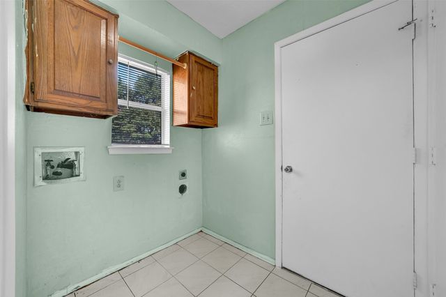 1021 Alexandria Avenue, Garland, TX 75040