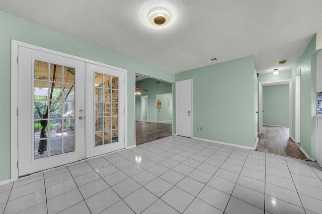1021 Alexandria Avenue, Garland, TX 75040