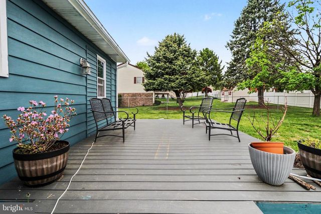 907 OAK LN, Lebanon, PA 17046