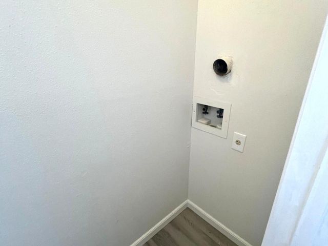 10855 Meadowglen Lane 903, Houston, TX 77042