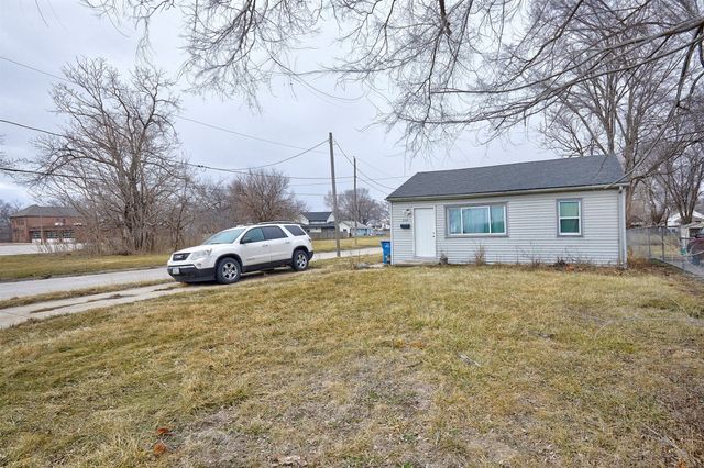 2544 Vale Street, Des Moines, IA 50317