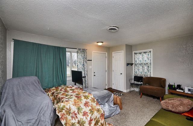 2544 Vale Street, Des Moines, IA 50317