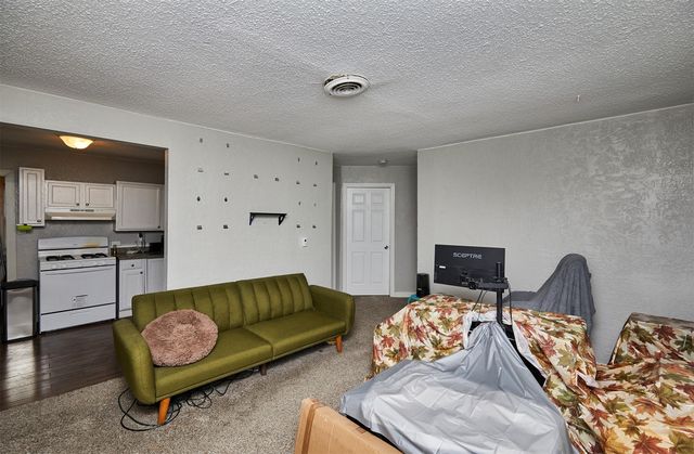 2544 Vale Street, Des Moines, IA 50317