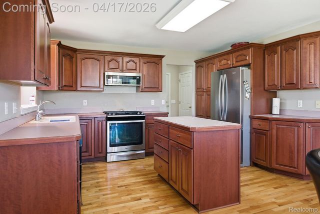 8378 Windstone Court, Goodrich Village, MI 48438