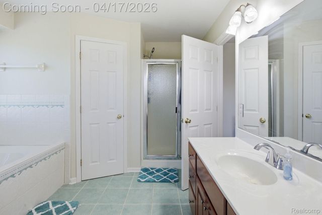8378 Windstone Court, Goodrich Village, MI 48438