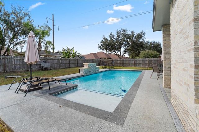 313 Woodhollow Lane, Harlingen, TX 78550