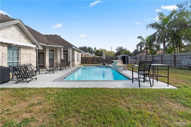 313 Woodhollow Lane, Harlingen, TX 78550