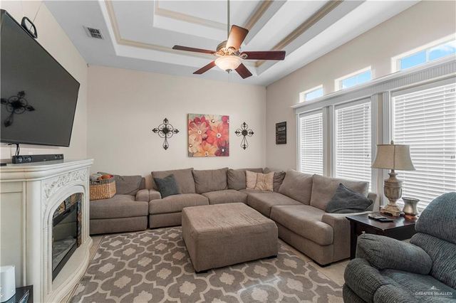 313 Woodhollow Lane, Harlingen, TX 78550