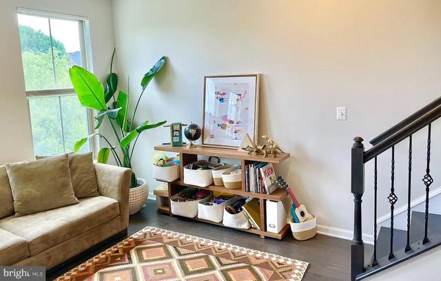3634 COMMODORE JOSHUA BARNEY DR NE, Washington, DC 20018