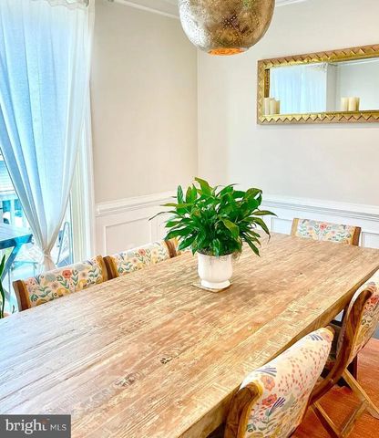 3634 COMMODORE JOSHUA BARNEY DR NE, Washington, DC 20018