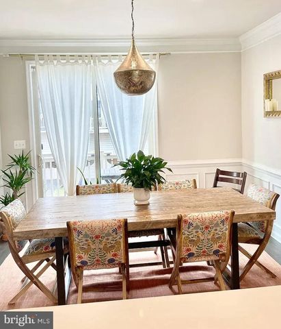 3634 COMMODORE JOSHUA BARNEY DR NE, Washington, DC 20018