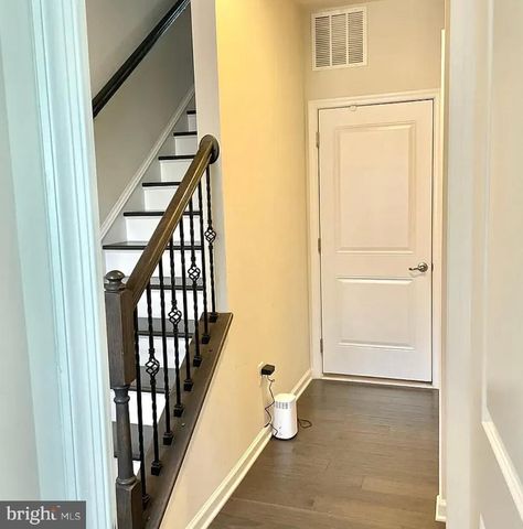 3634 COMMODORE JOSHUA BARNEY DR NE, Washington, DC 20018