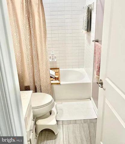 3634 COMMODORE JOSHUA BARNEY DR NE, Washington, DC 20018