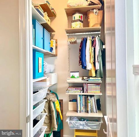 3634 COMMODORE JOSHUA BARNEY DR NE, Washington, DC 20018