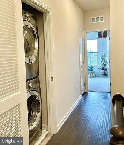 3634 COMMODORE JOSHUA BARNEY DR NE, Washington, DC 20018