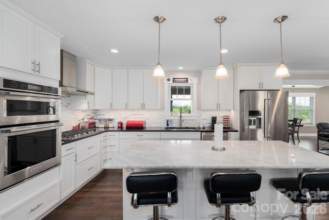 760 Jenkins Valley Road, Alexander, NC 28701