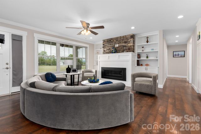 760 Jenkins Valley Road, Alexander, NC 28701