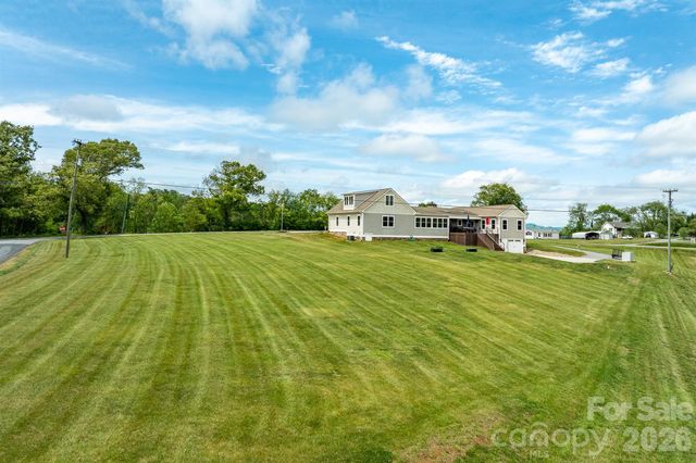 760 Jenkins Valley Road, Alexander, NC 28701