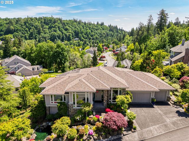 50 Se AVONDALE Ct, Gresham, OR 97080