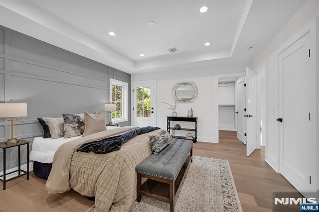 94 E Cedar Street, Livingston, NJ 07039