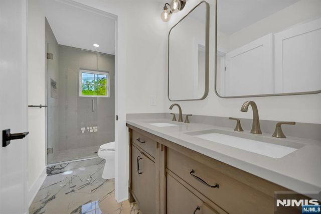 94 E Cedar Street, Livingston, NJ 07039