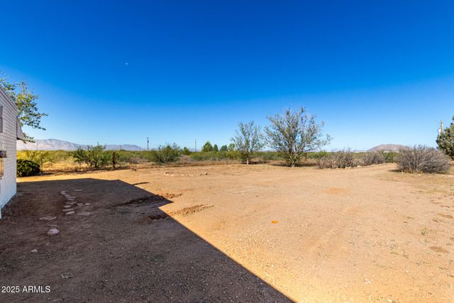 3613 E WHITE TAIL Road, Pearce, AZ 85625