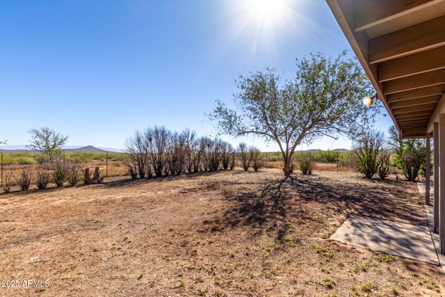 3613 E WHITE TAIL Road, Pearce, AZ 85625